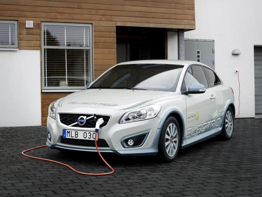  Volvo C30 DRIVe Electric 2011 года  (фото 22 из 37)
